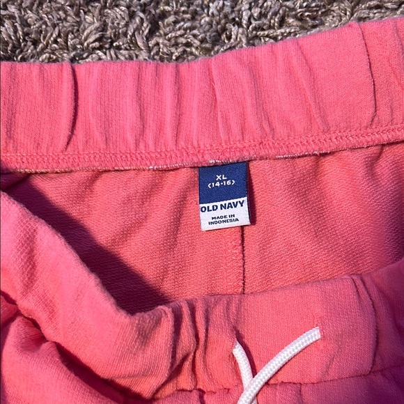 Old Navy| Pink and White Shorts - Picture 2 of 3